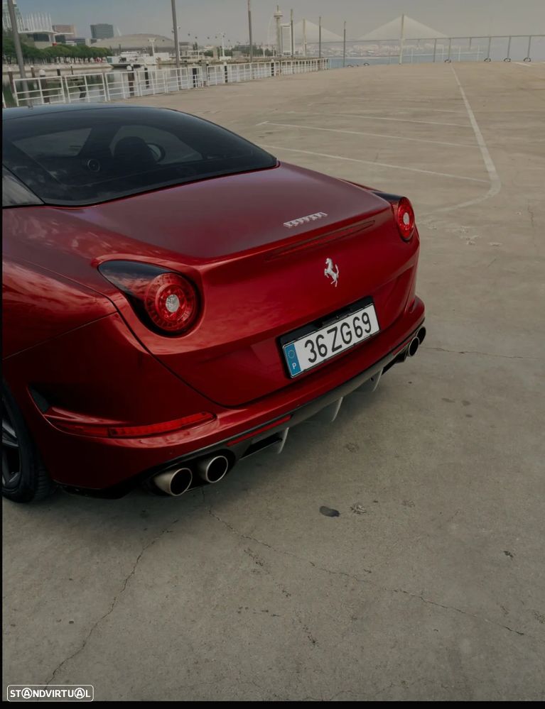 Ferrari California T - 14