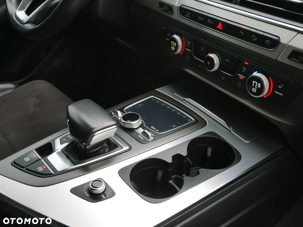 Audi Q7 3.0 TDI ultra Quattro Tiptronic - 23