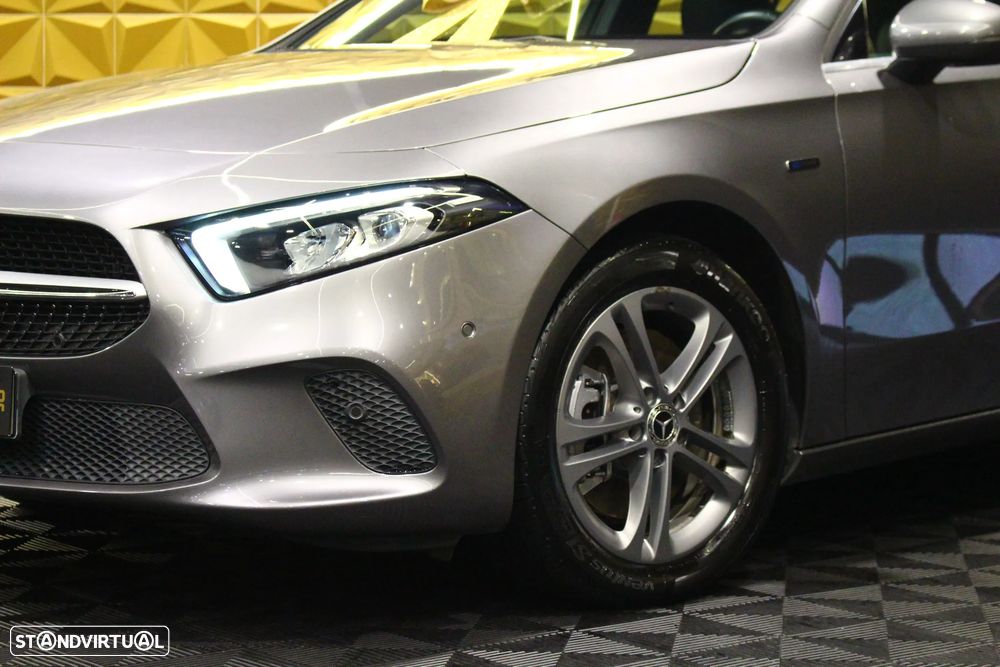 Mercedes-Benz A 250 e Progressive - 4