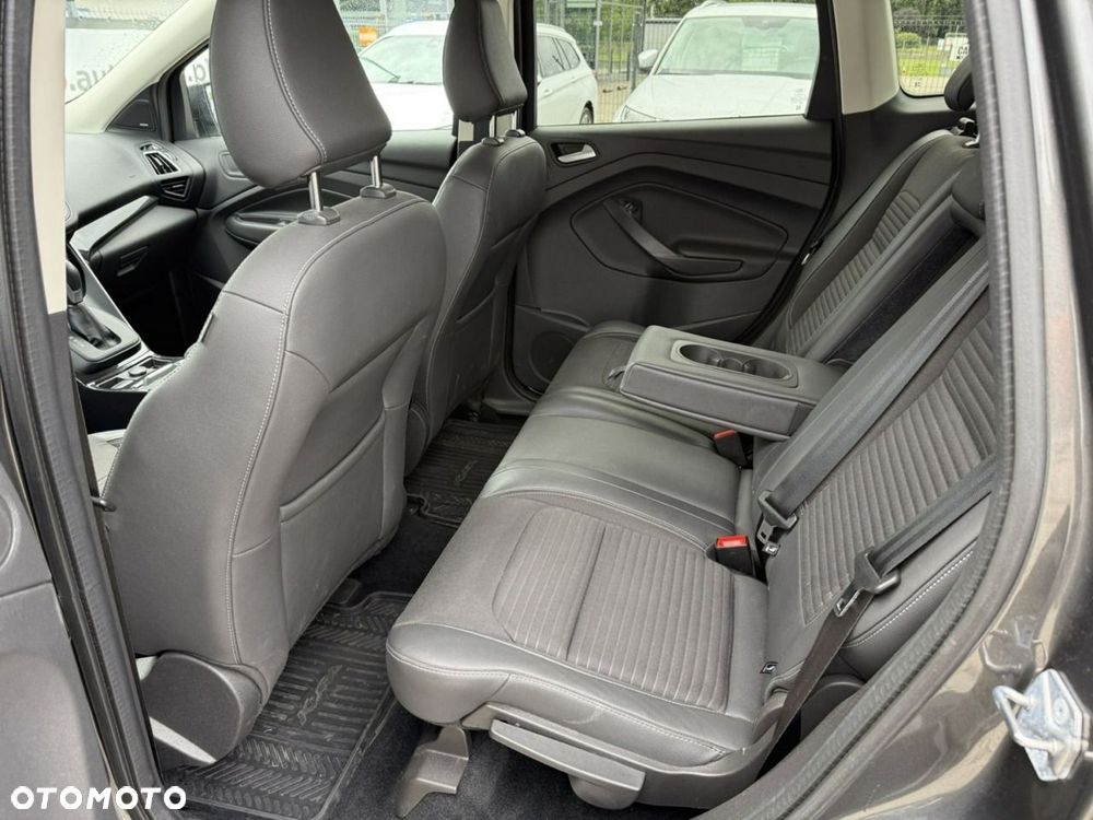 Ford Kuga 2.0 TDCi 4x4 Titanium - 21
