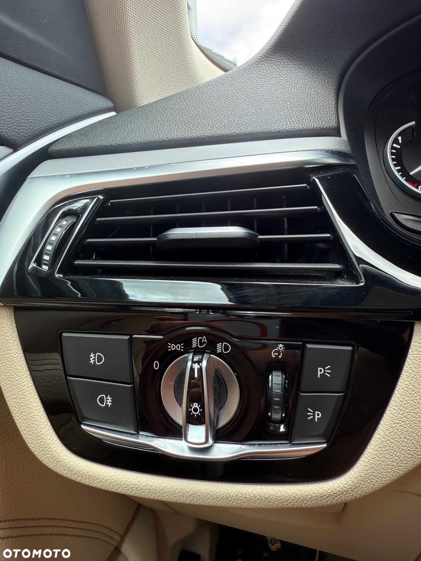 BMW Seria 5 530e Luxury Line sport - 36