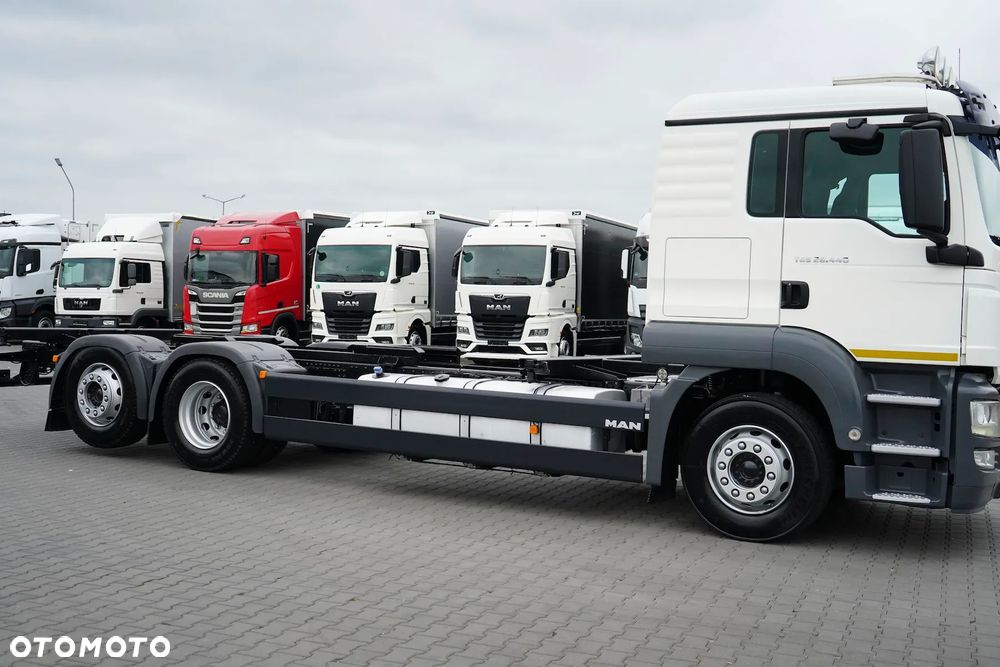 MAN TGS / 26.440 / E 5 / RETARDER / PEŁNY ADR / BDF / 7,15 M , 7,45 M / OŚ SKRĘTNA - 27