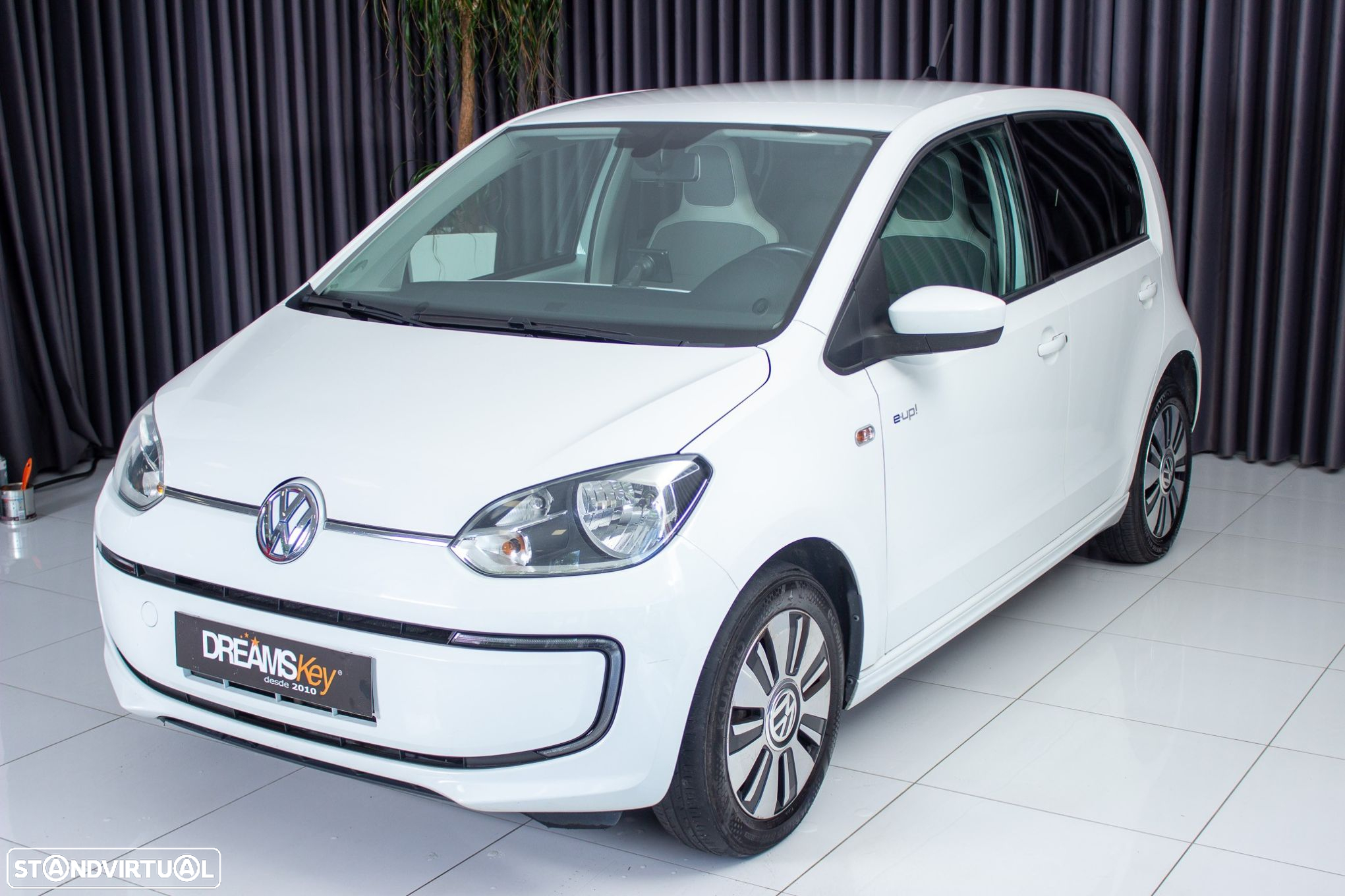 VW e-Up! AC - 13