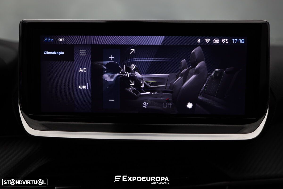 Peugeot 2008 PureTech 130 EAT8 Allure - 20