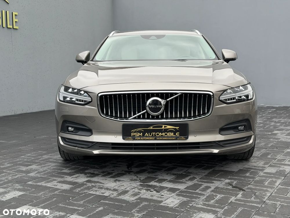 Volvo V90 D5 AWD Momentum Pro - 4