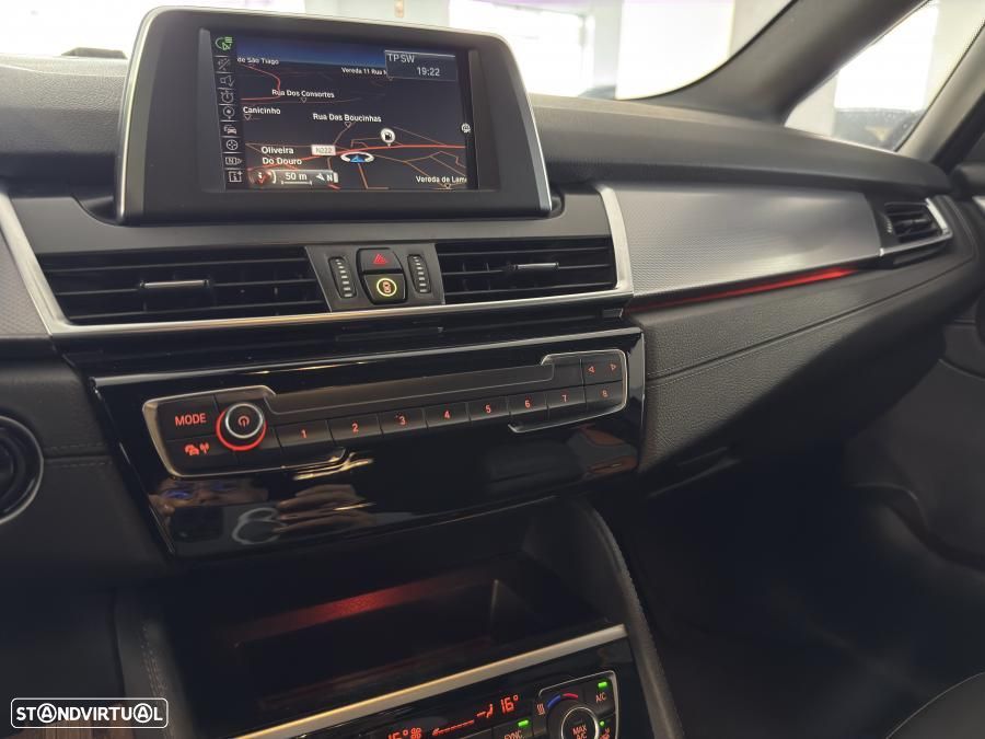 BMW 216 Active Tourer d Pack M - 21