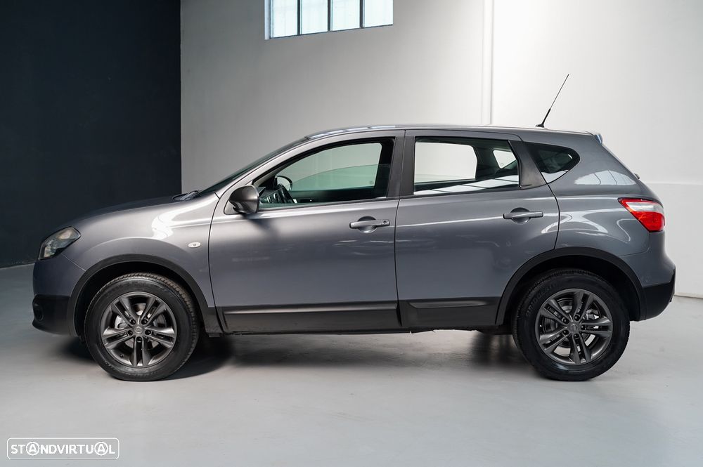 Nissan Qashqai 1.6 dCi N-Connecta - 23