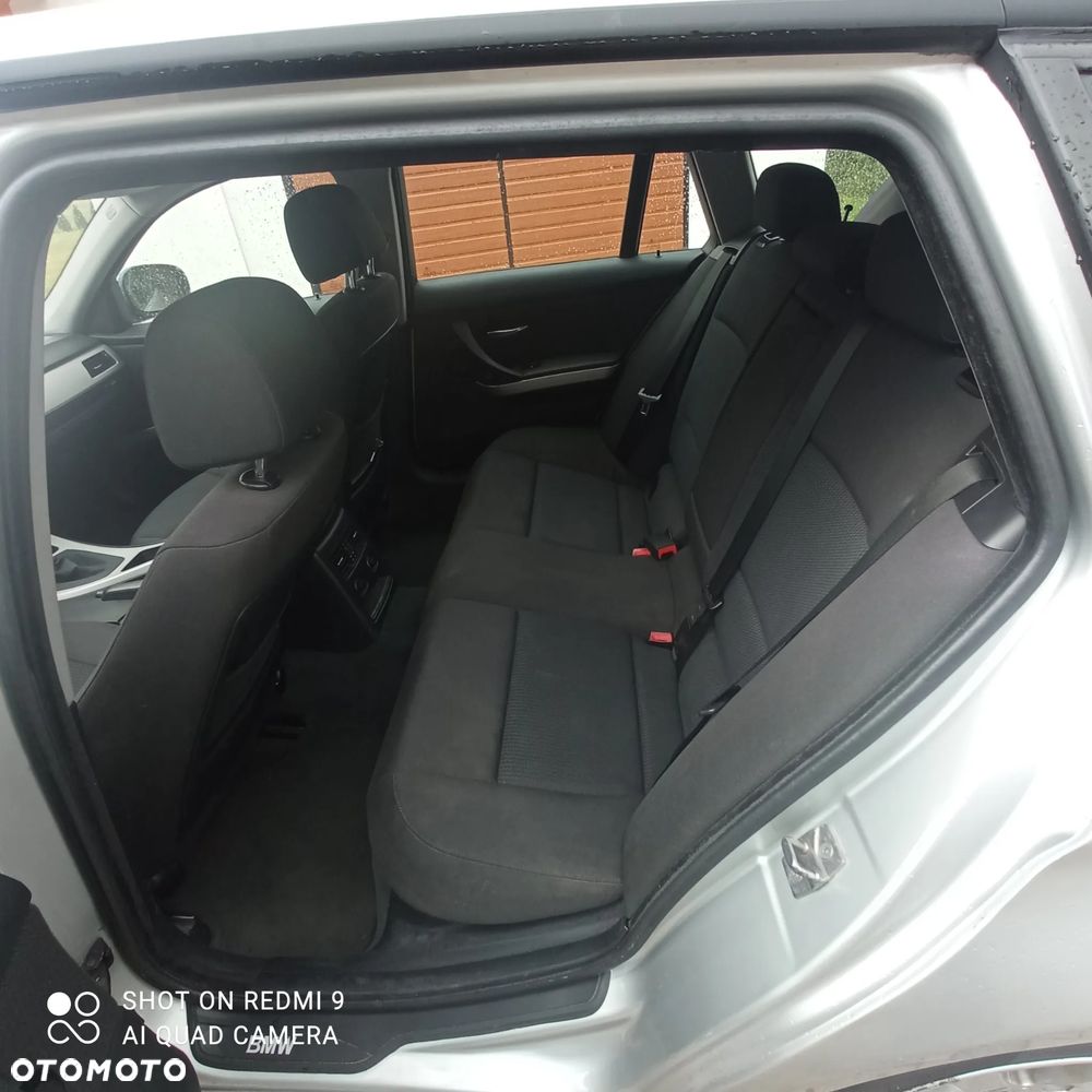 BMW Seria 3 318d - 18