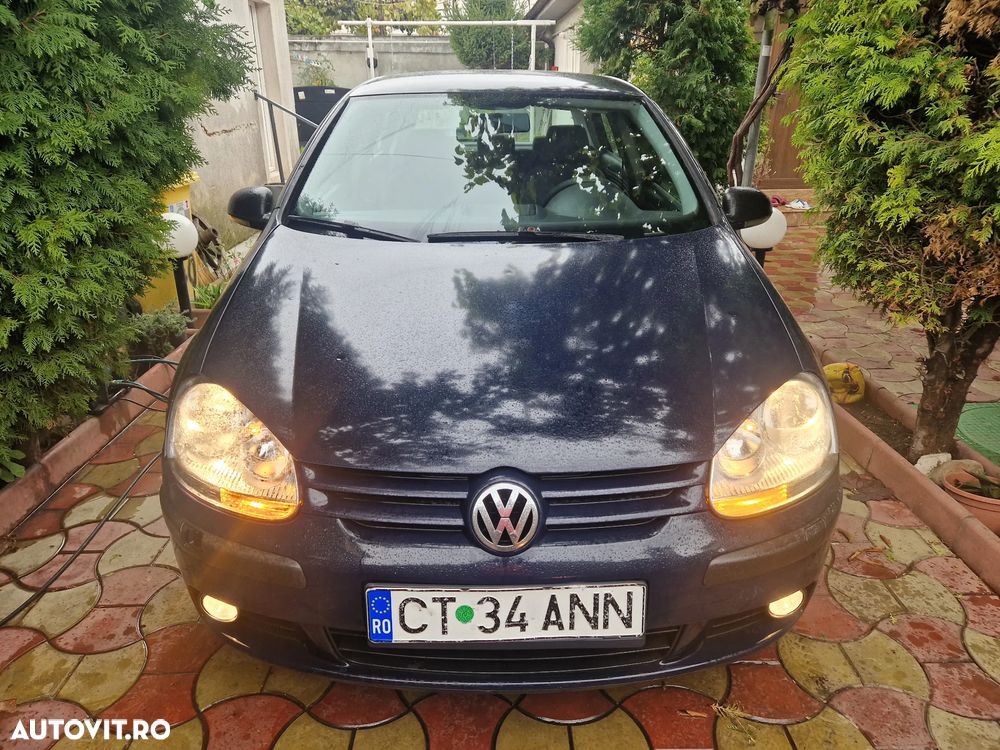 Volkswagen Golf 2.0 TDI Comfortline DSG - 2