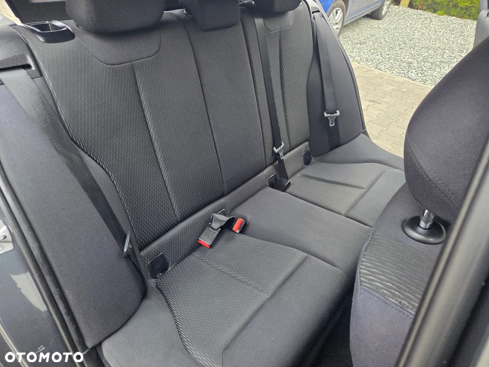 BMW Seria 1 116d DPF Edition Sport - 27