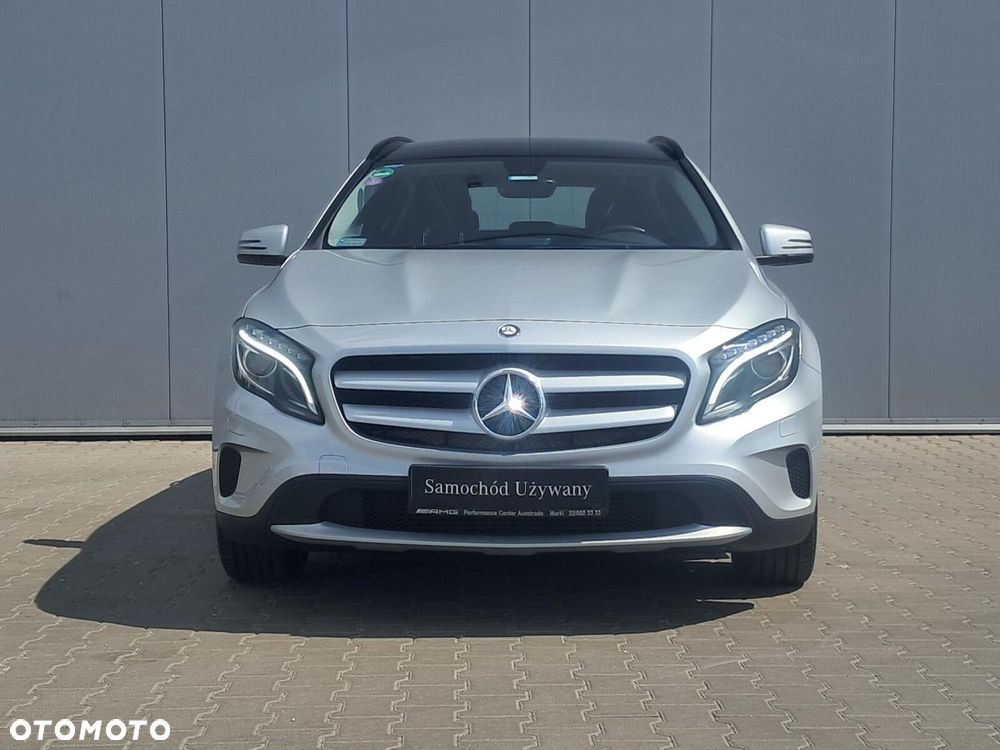 Mercedes-Benz GLA - 3