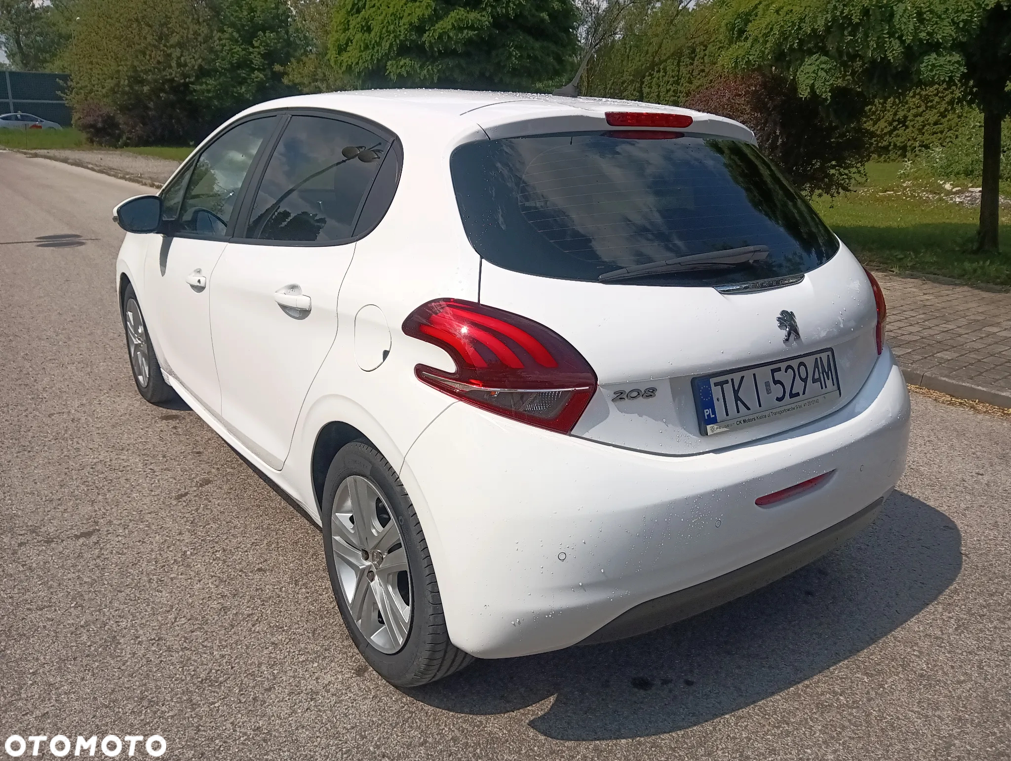 Peugeot 208 1.6 BlueHDi Active - 4