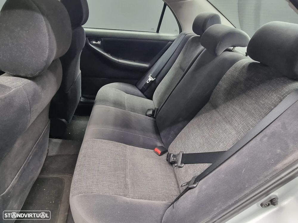 Toyota Corolla 1.4 VVT-i AC - 11