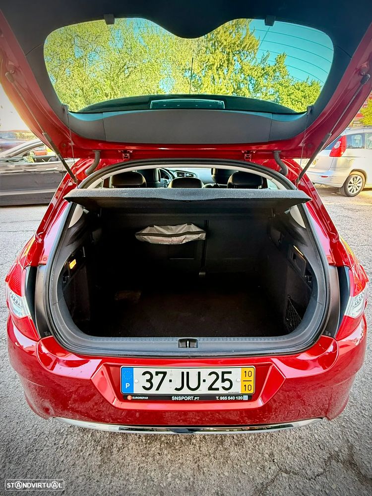 Citroën C4 1.6 e-HDi Exclusive J17 CMP6 - 5