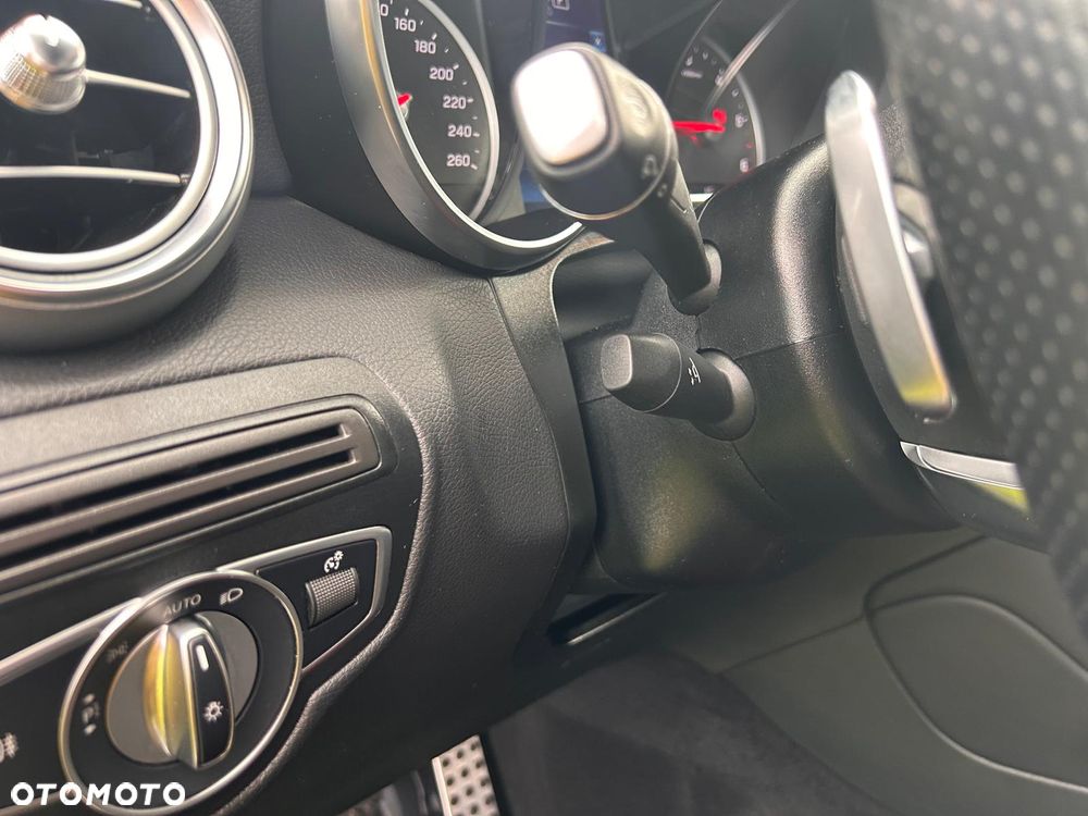 Mercedes-Benz GLC 220 d 4-Matic - 12