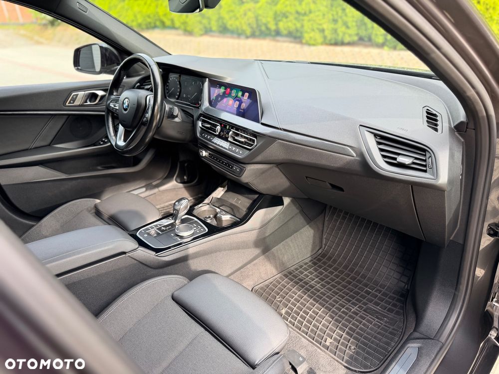 BMW Seria 1 118d Sport Line sport - 5