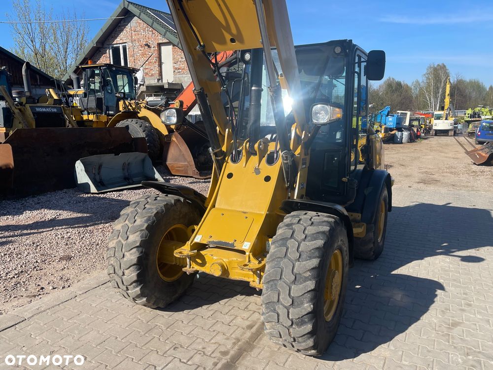 Caterpillar 906 M - 8