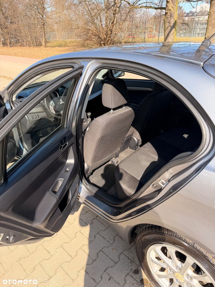 Mitsubishi Lancer 1.6 Inform - 5