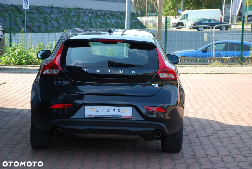 Volvo V40 T2 - 22