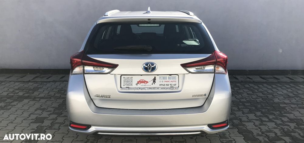 Toyota Auris 1.8 L VVT-i Sol+ - 12