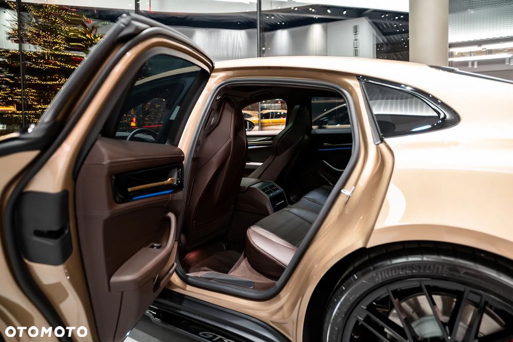 Porsche Panamera - 20