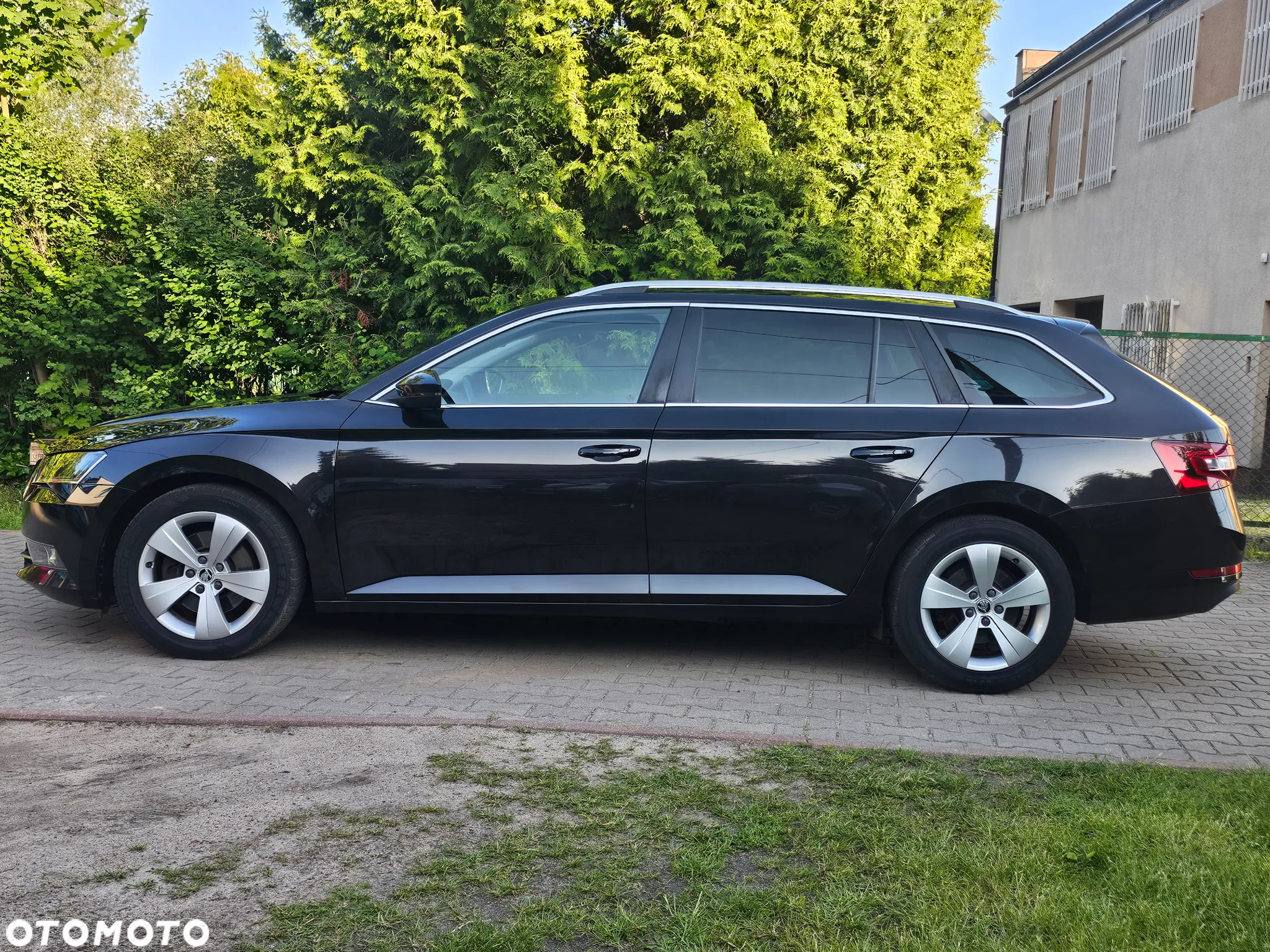 Skoda Superb 2.0 TDI Style DSG - 8