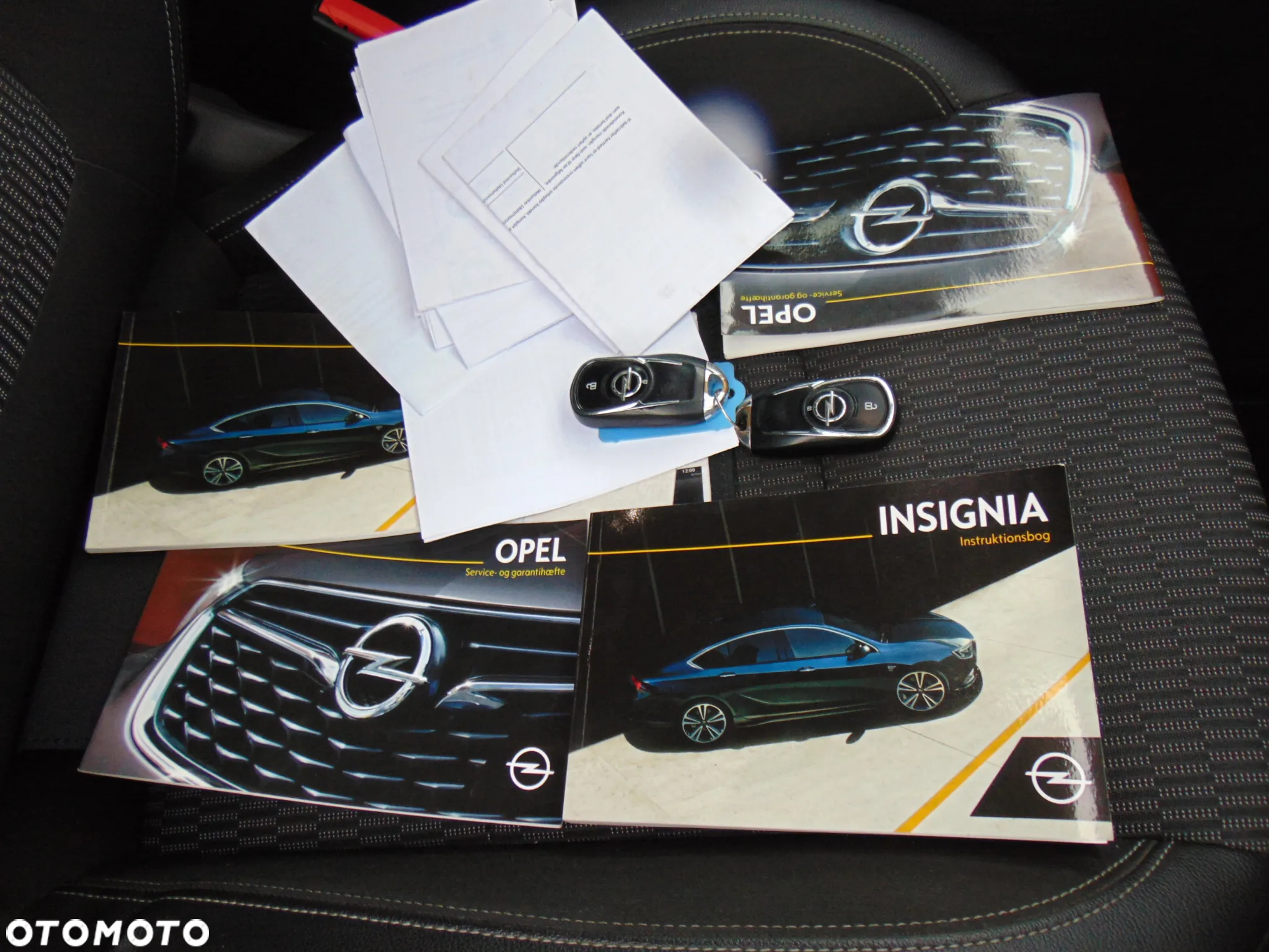 Opel Insignia - 17