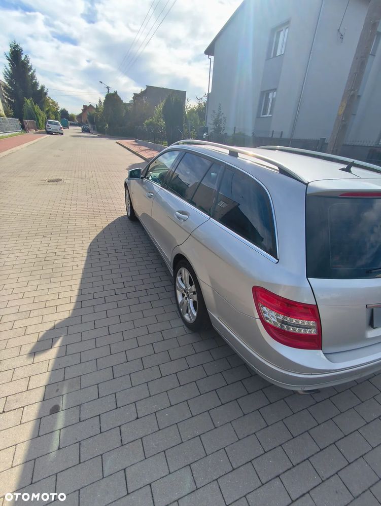 Mercedes-Benz Klasa C 200 CGI Automatik BlueEFFICIENCY Avantgarde - 14
