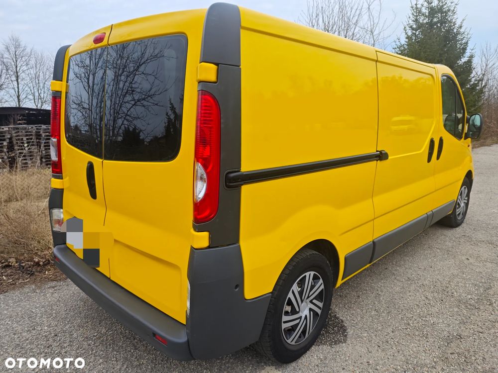 Opel Vivaro - 4