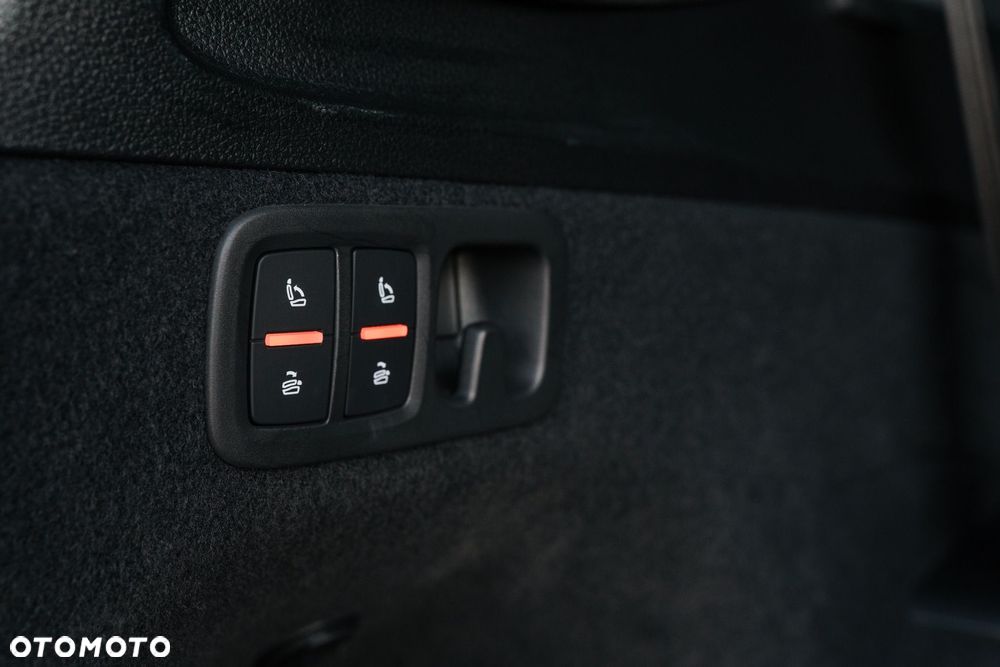 Audi Q7 55 TFSI quattro tiptronic S line - 34