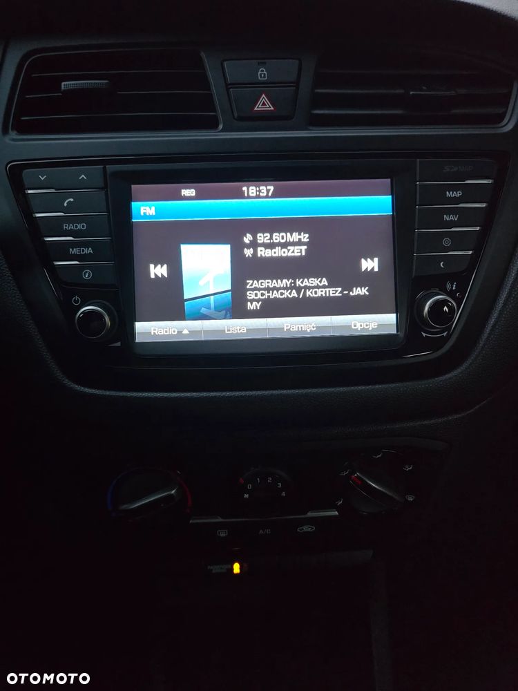 Hyundai i20 - 38