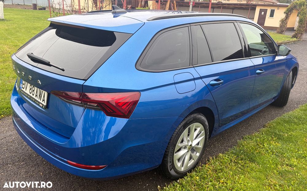 Skoda Octavia 2.0 TDI DSG Style - 7