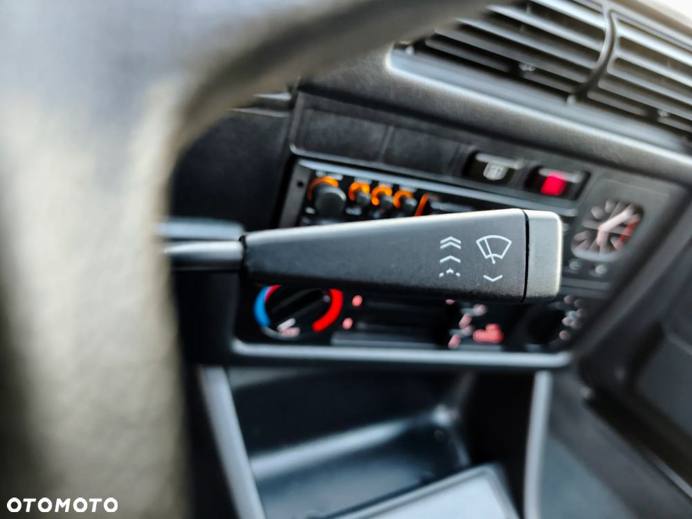BMW Seria 3 - 12
