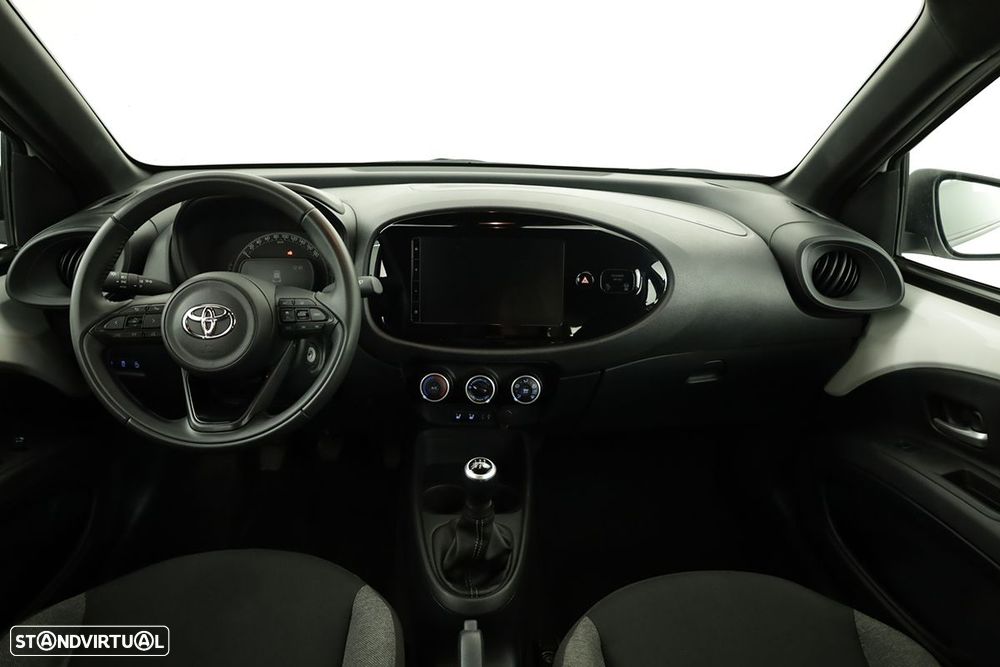 Toyota Aygo X Business Edition - 7
