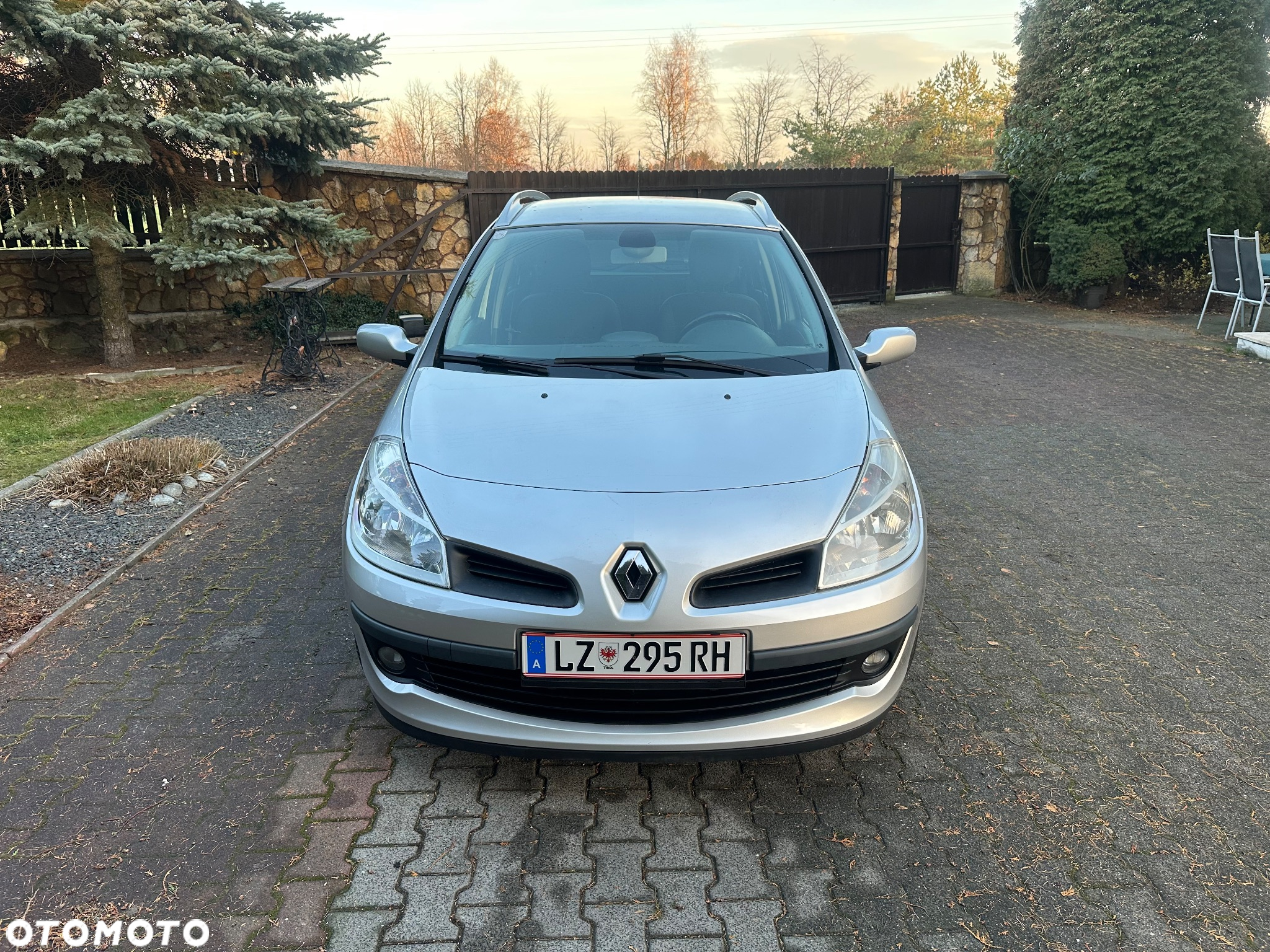 Renault Clio 1.2 16V Privilege - 3