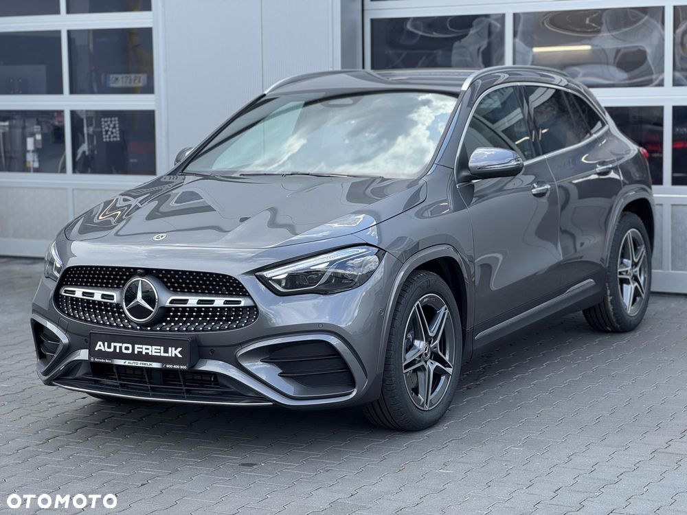 Mercedes-Benz GLA 200 AMG Line - 4