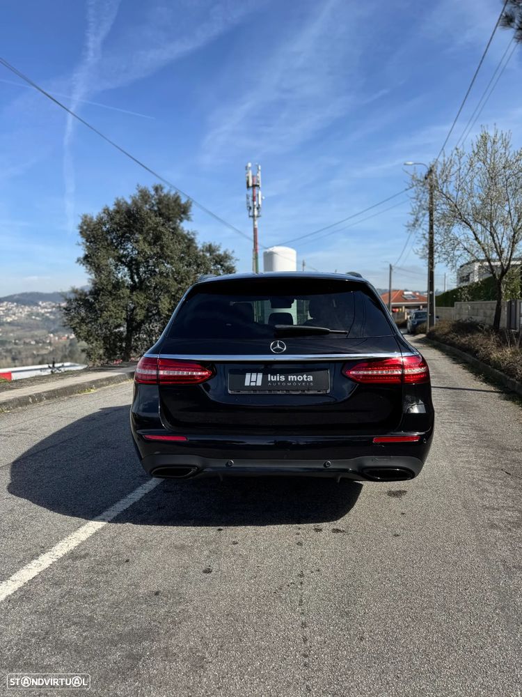 Mercedes-Benz E 300 de 4Matic 9G-TRONIC AMG Line - 9