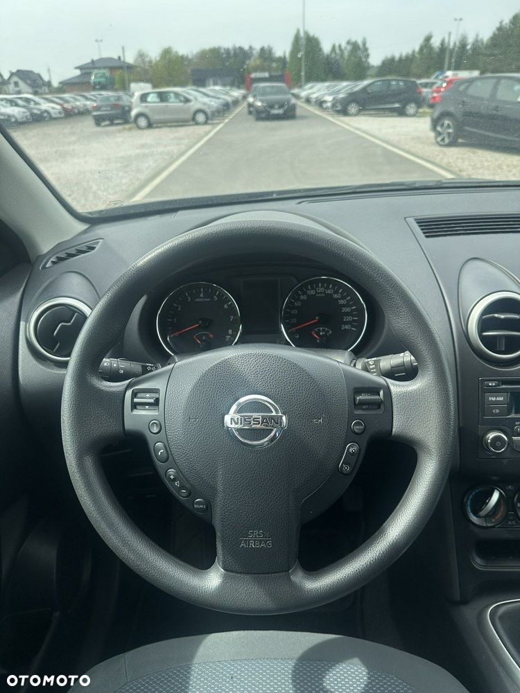 Nissan Qashqai - 12