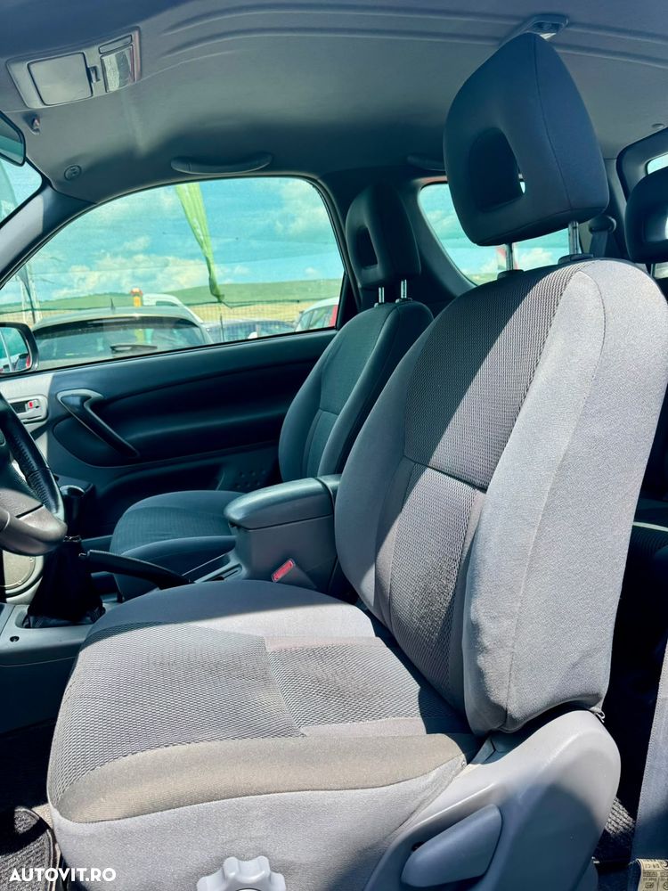 Toyota RAV4 D-4D 4x4 Edition - 9