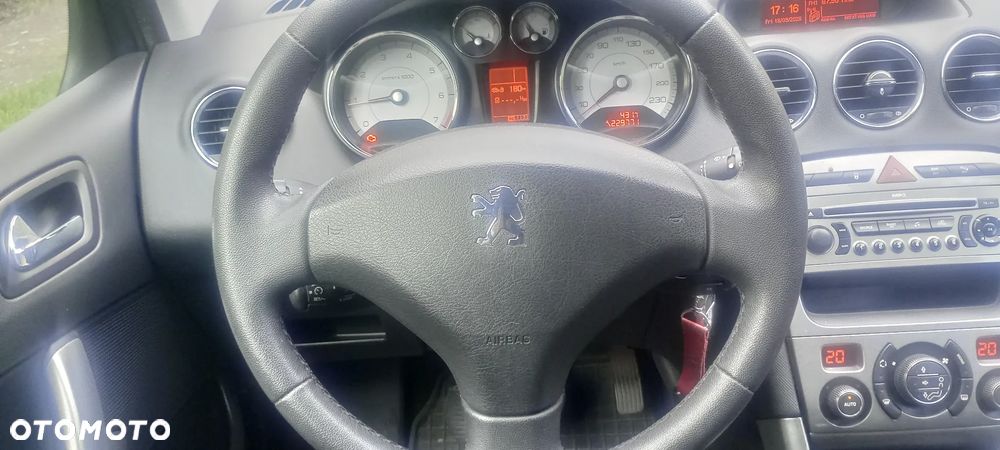 Peugeot 308 120 VTi Premium - 14