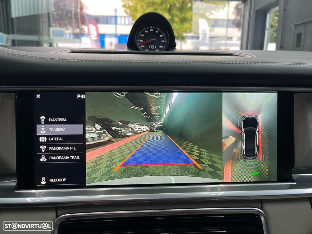 Porsche Panamera 4 S - 42