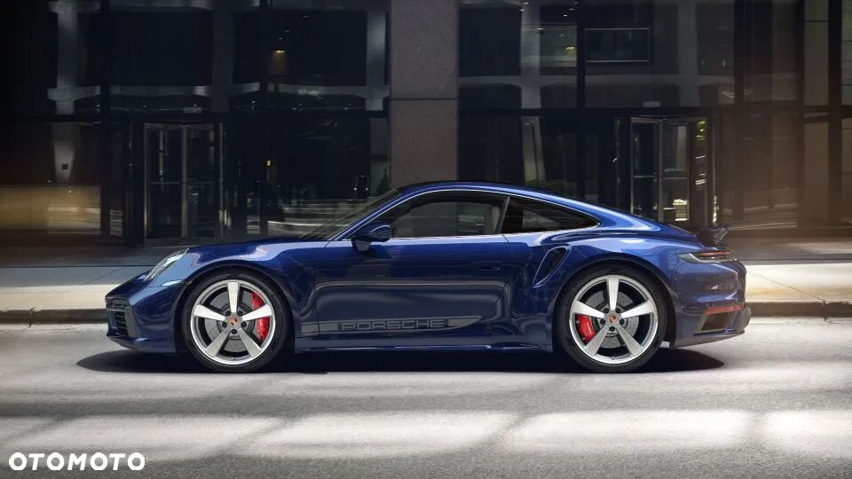 Porsche 911 Turbo - 1