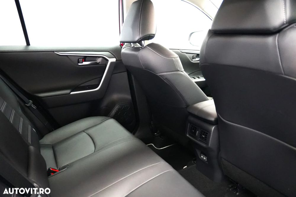 Toyota RAV4 - 11
