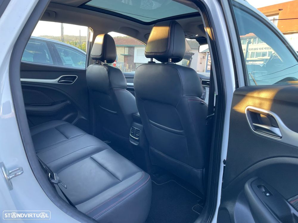 MG ZS Maximal Luxury - 27