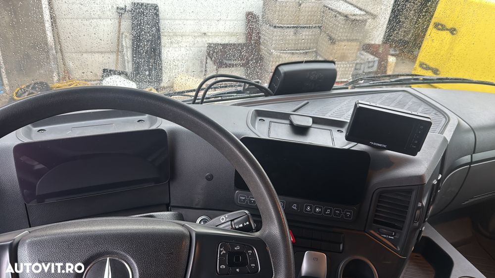 Mercedes-Benz Arocs 4142 - 6