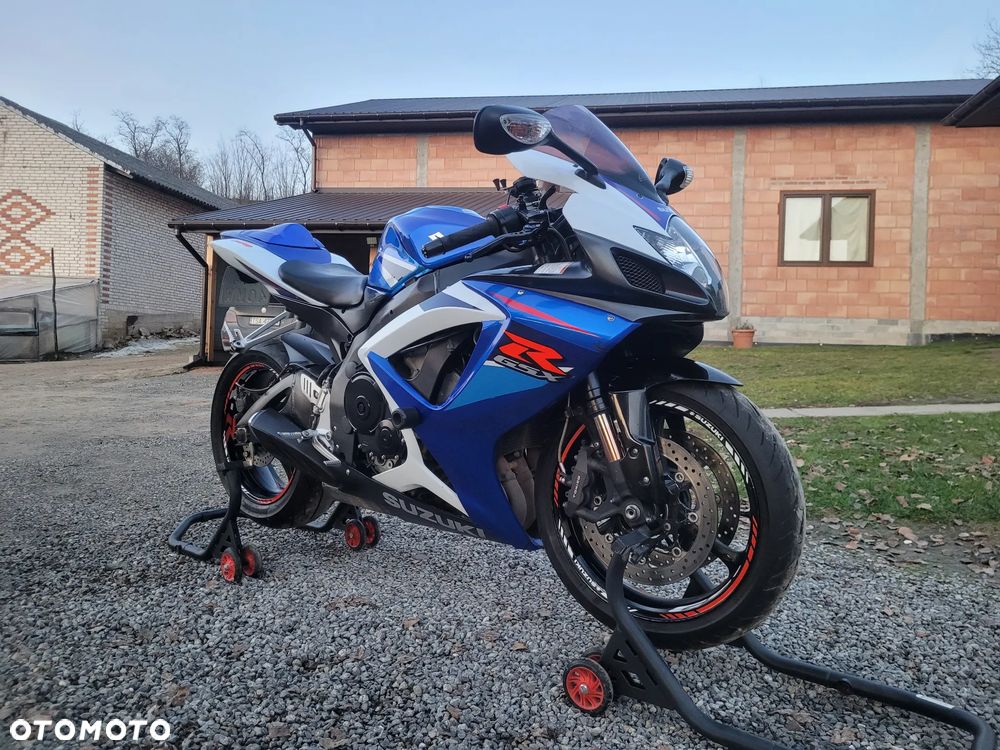 Suzuki GSX-R - 3