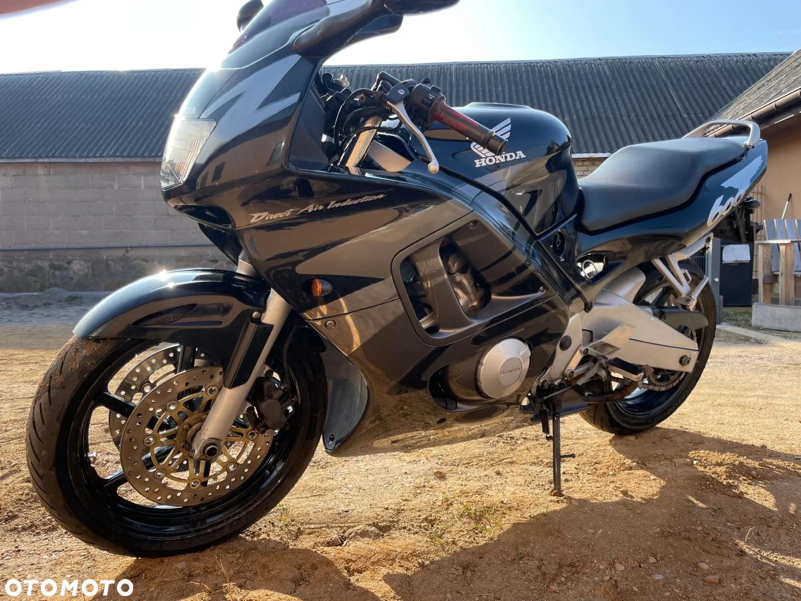 Honda CBR - 1