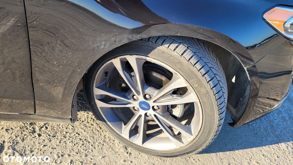 Ford Fusion 2.0 EcoBoost Titanium - 11