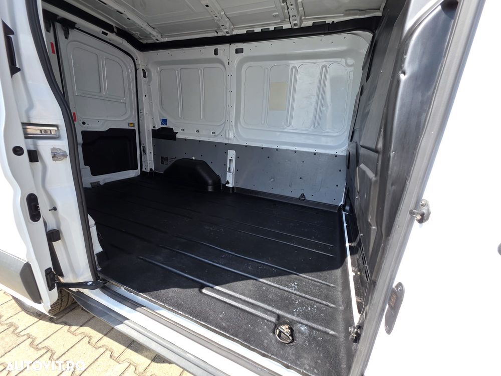 Ford Transit Mk8 - 7