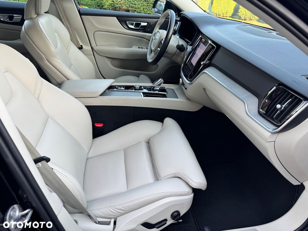 Volvo V60 B4 B Inscription - 17